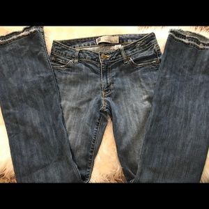 Distressed Gap jeans! Cute!